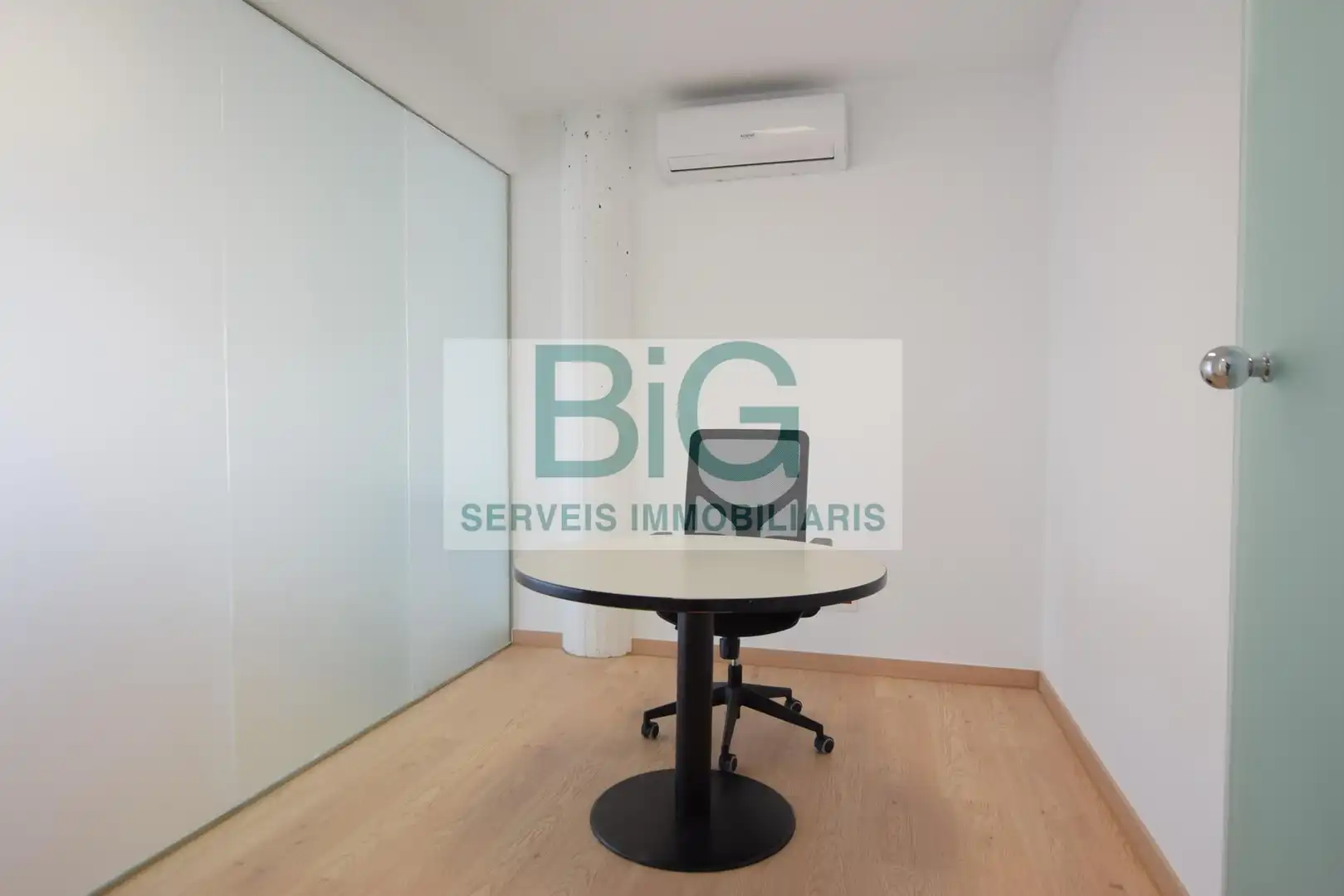 Office space with lift to rent in Carrer RAMBLA LA, imagen 11