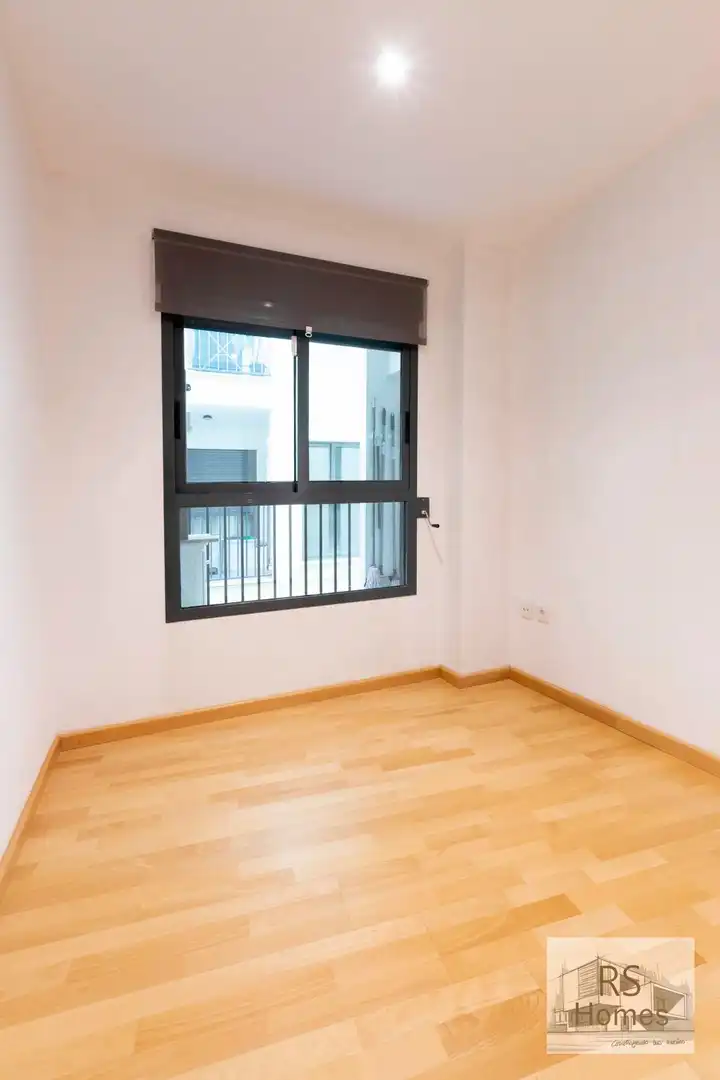 Habitación de Piso en venta en Benaguasil con Aire acondicionado, Terraza y Balcón