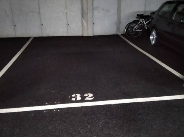 Garaje en Venta en Calle de María de las Alas Pumariño, 18 en Roces