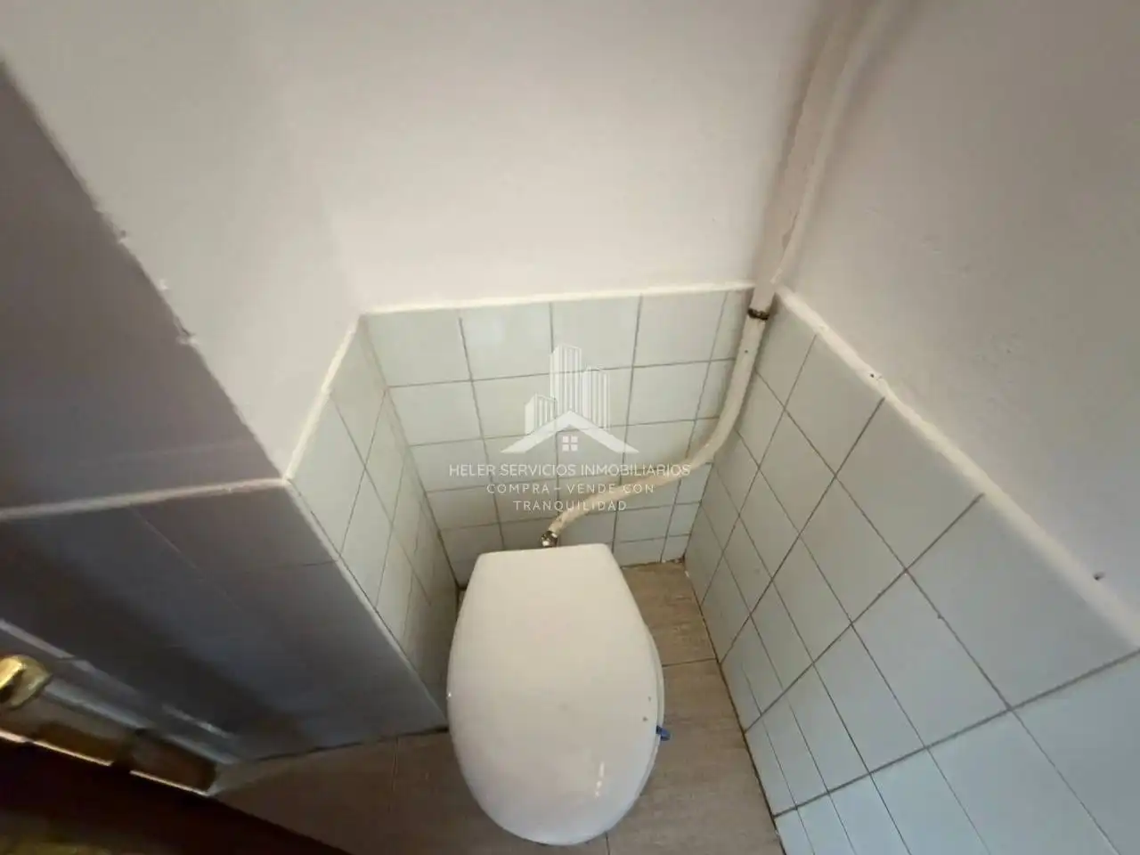 Badezimmer von Wohnung zum Verkauf in Castellón de la Plana / Castelló de la Plana mit Balkon