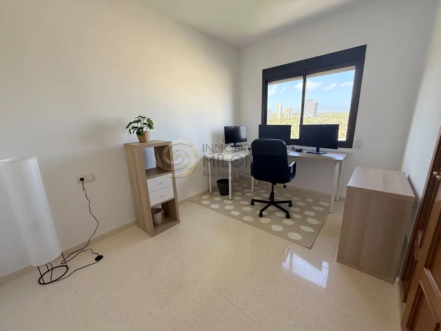 Wohnung zur Miete in Benidorm mit Klimaanlage, Heizung und Privatgarten