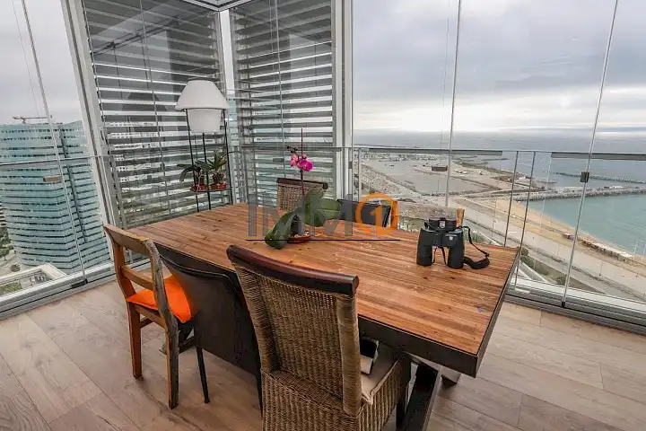 Terraza de Piso en venta en Barcelona con Calefacción y Terraza