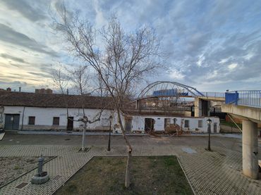 Villa zum Verkauf in Avenida Frontera de Haro