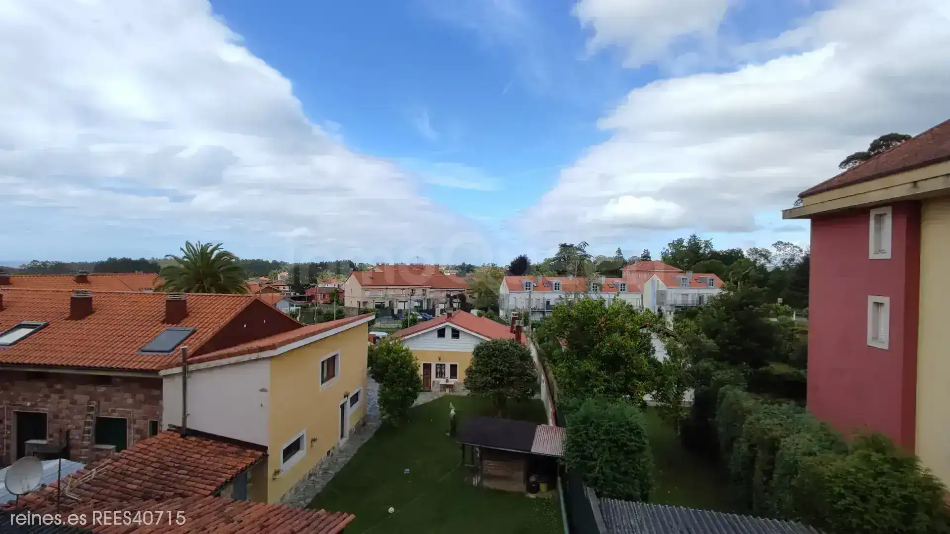 Vista exterior de Piso en venta en Muros de Nalón