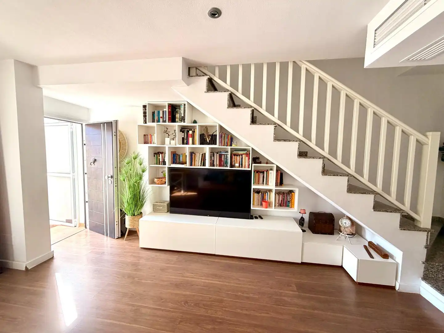 Terraced house with terrace for sale in Calle SANTA MATILDE 23, imagen 16