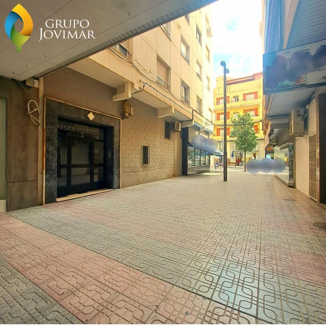 Vista exterior de Pis en venda en Guadix amb Calefacció, Parquet i Terrassa