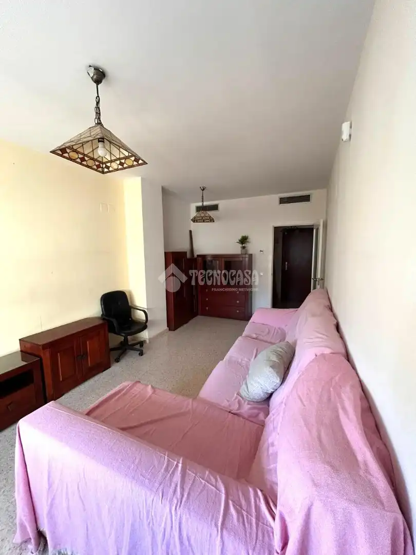 Living room of Flat for sale in Sevilla  with Air Conditioner