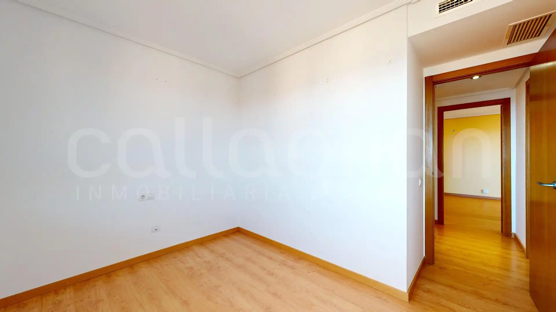 Habitación de Ático en venta en Alboraya con Aire acondicionado, Jardín privado y Terraza