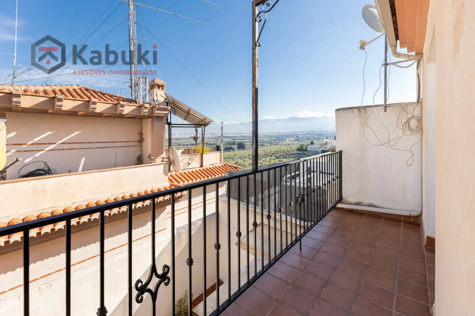 Terrassa de Casa adosada en venda en Las Gabias amb Calefacció