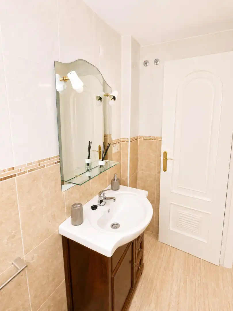 Bathroom of Flat for sale in Benalmádena  with Air Conditioner, Terrace and Furnished