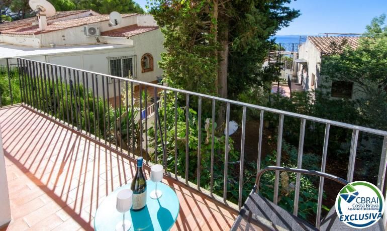 Terrassa de Apartament en venda en Roses