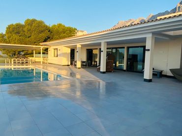 House with pool for sale in Altea la Vella
