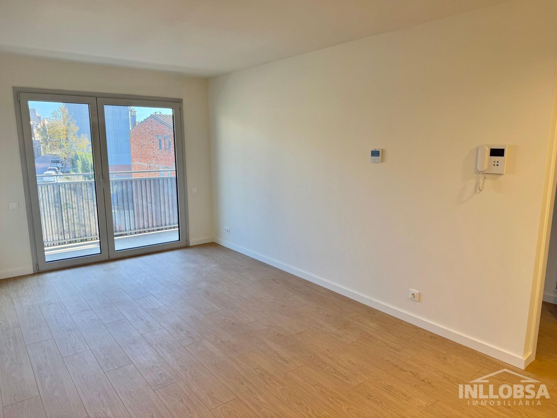 Bedroom of Flat to rent in Manresa  with Air Conditioner, Heating and Parquet flooring