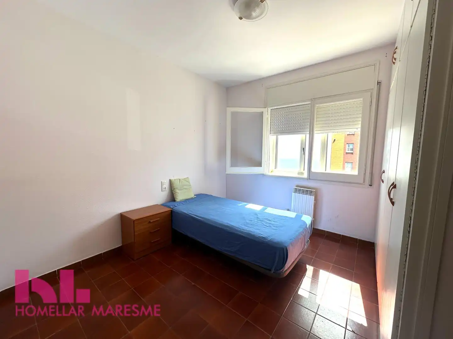Schlafzimmer von Wohnung zum Verkauf in Calella mit Klimaanlage, Heizung und Terrasse