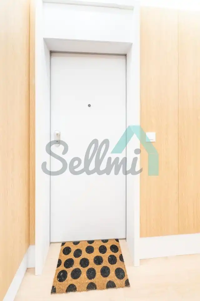 Wohnung zur Miete in Cervantes, Plaza de América