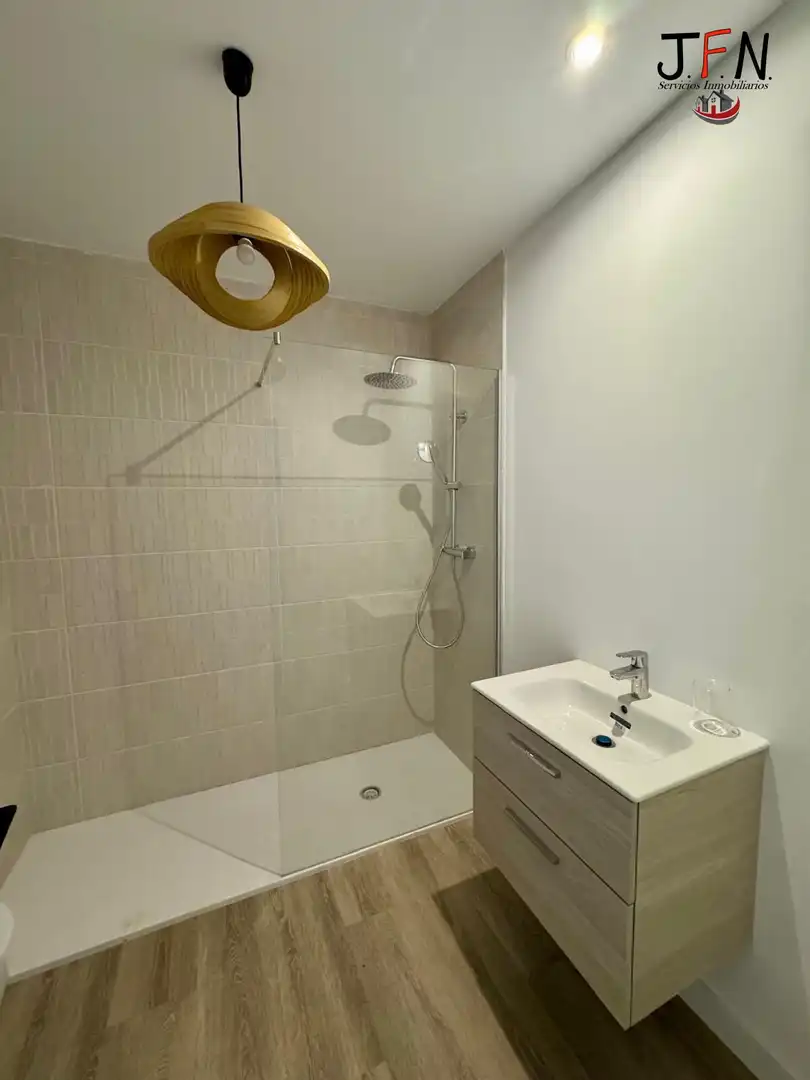 Baño de Apartamento en venta en Antigua con Jardín privado, Terraza y Balcón