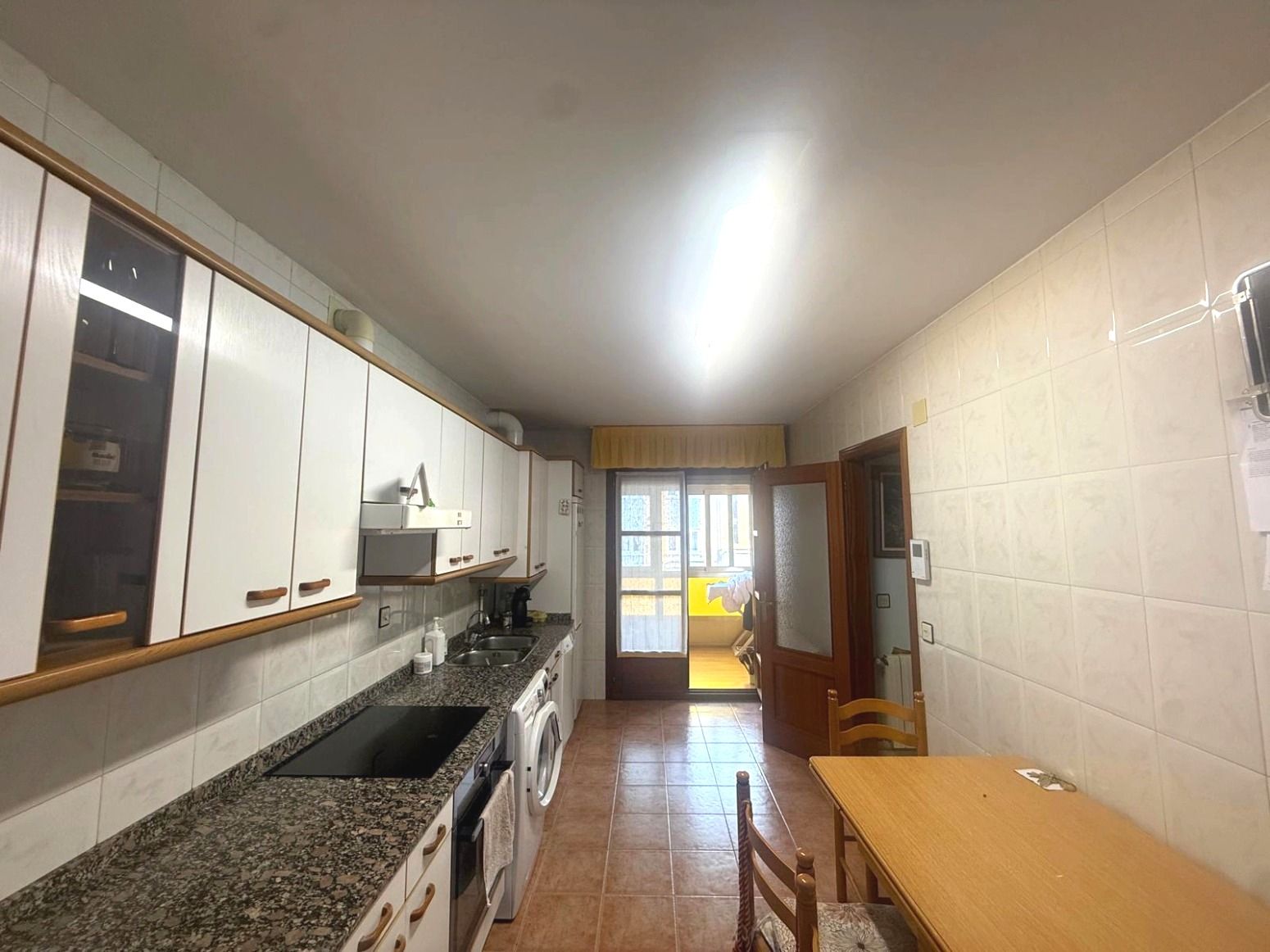 Casa adosada en venta en Avilés - Calle el Carmen, Villalegre - La Luz