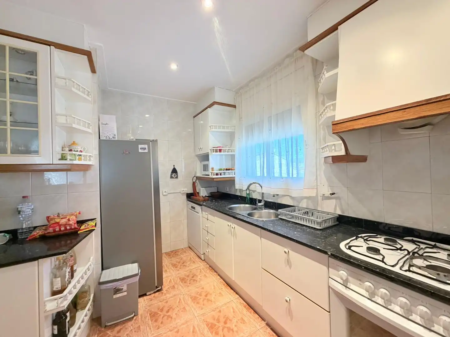Kitchen of Houses for sale in Terrassa  with Air Conditioner, Heating and Terrace