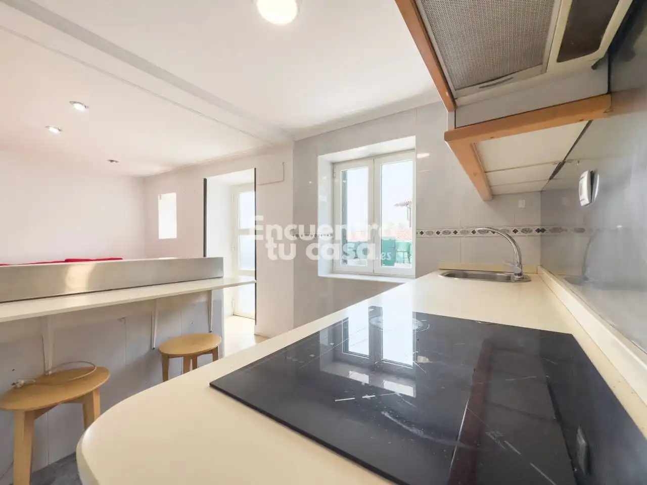 Cocina de Piso en venta en Hondarribia con Calefacción, Terraza y Trastero