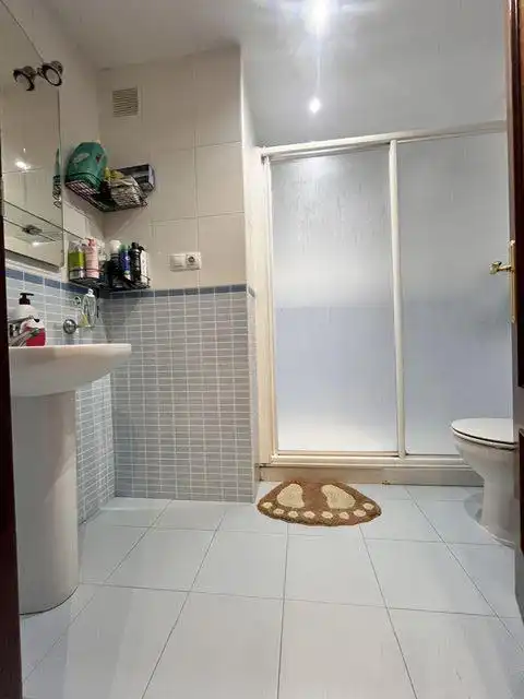 Baño de Piso en venta en Villaviciosa con Calefacción y Trastero