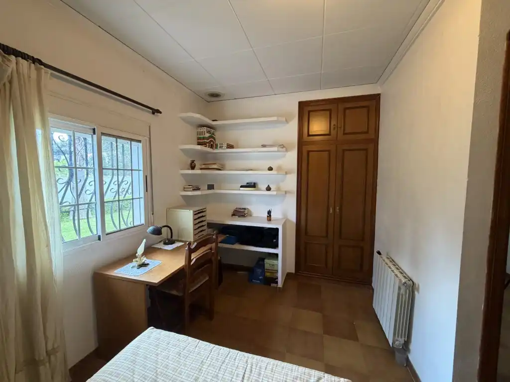 Habitación de Casa o chalet en venta en Valencia