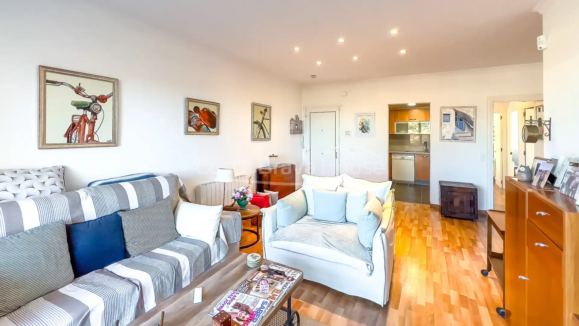 Sala d'estar de Apartament en venda en Begur amb Aire condicionat, Calefacció i Parquet