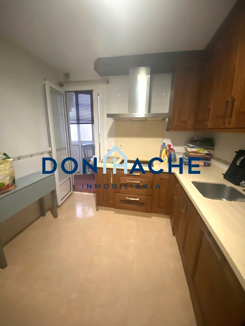 Cocina de Piso de alquiler en Mérida con Terraza y Amueblado