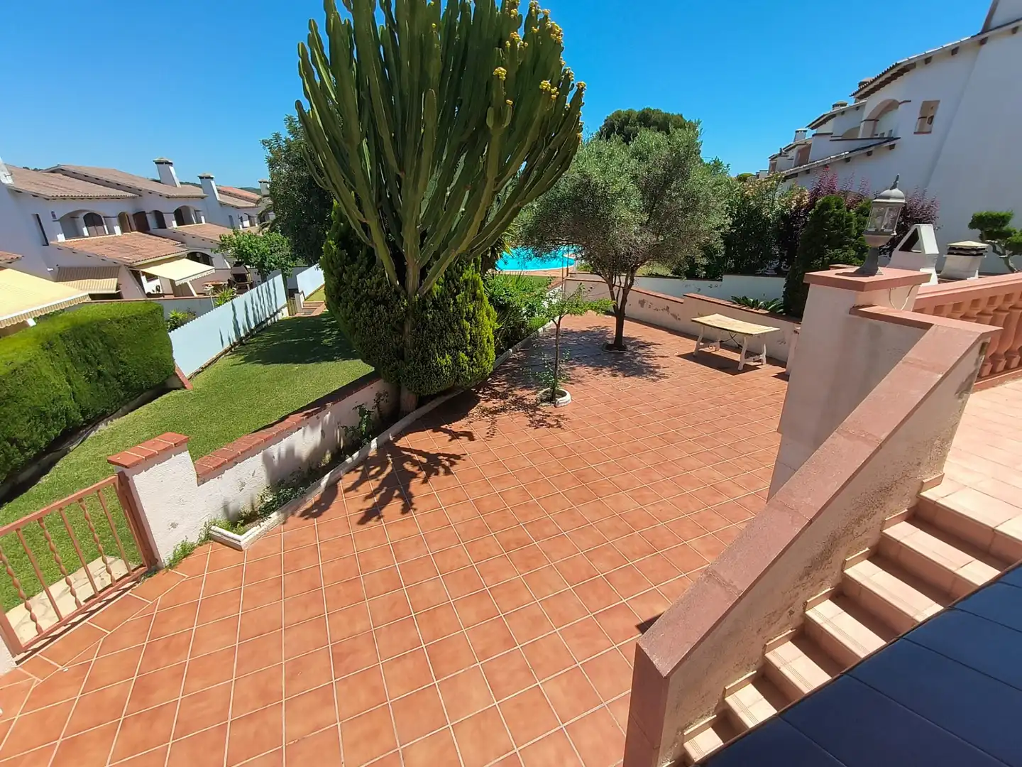 Garden of Houses for sale in Roda de Berà, Tarragona