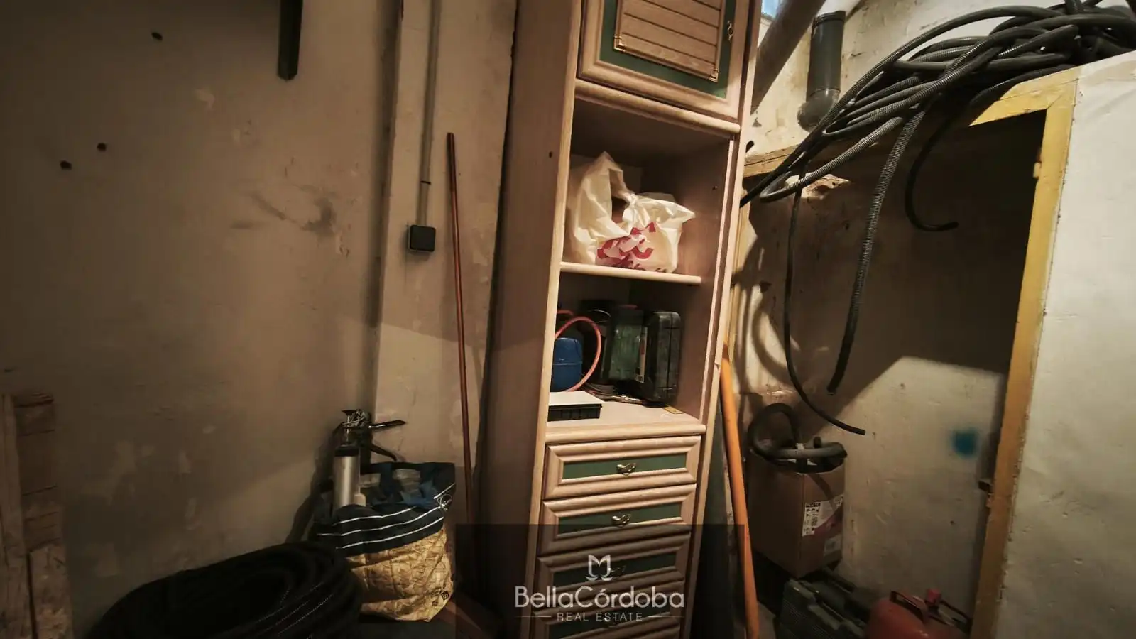 Wohnung zum Verkauf in Córdoba mit Klimaanlage, Heizung und Abstellraum