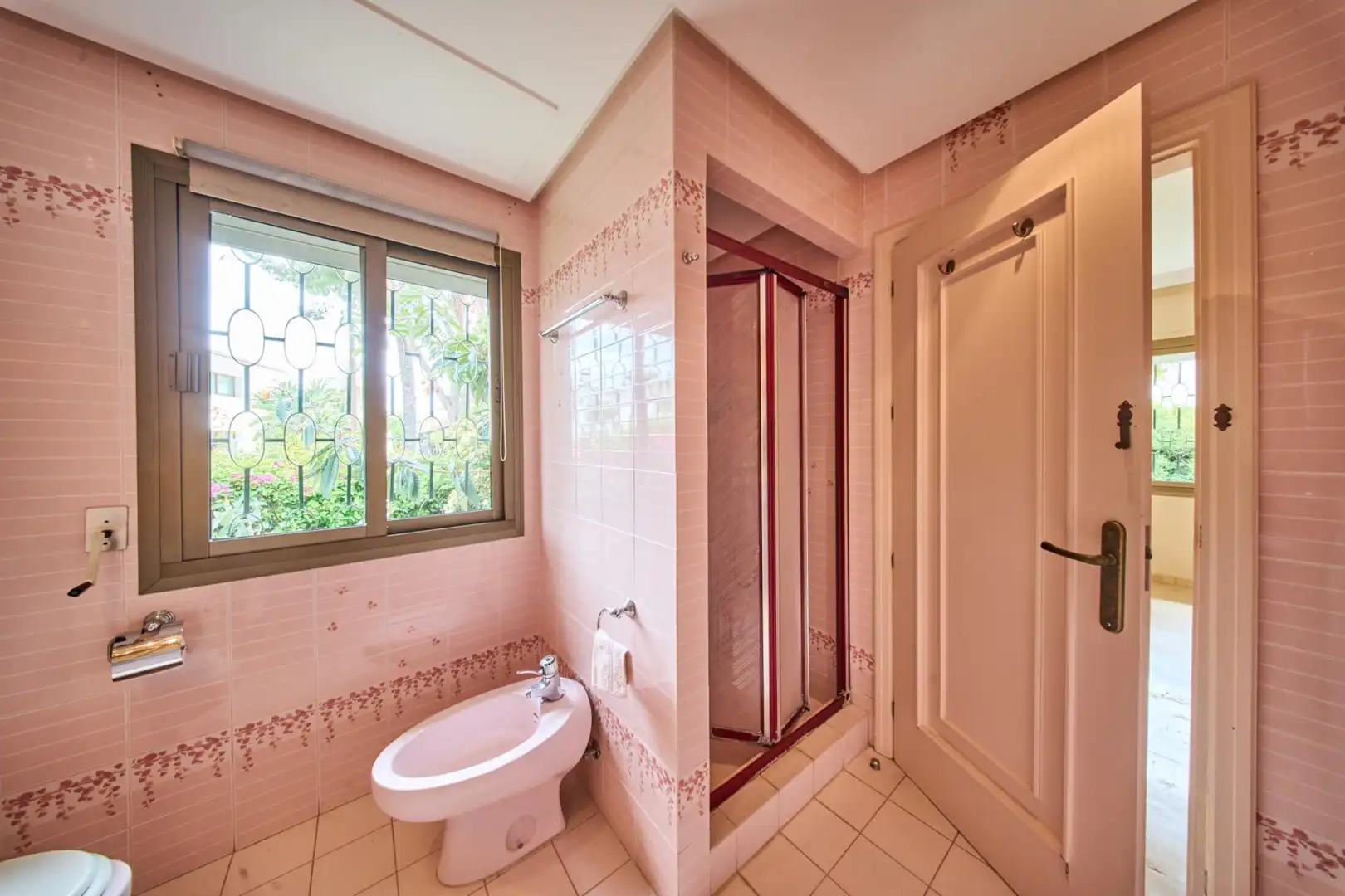 Baño de Casa o chalet en venta en Marbella con Aire acondicionado, Calefacción y Jardín privado