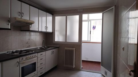 Foto 3 de Piso en venta en Industria, Albacete Capital