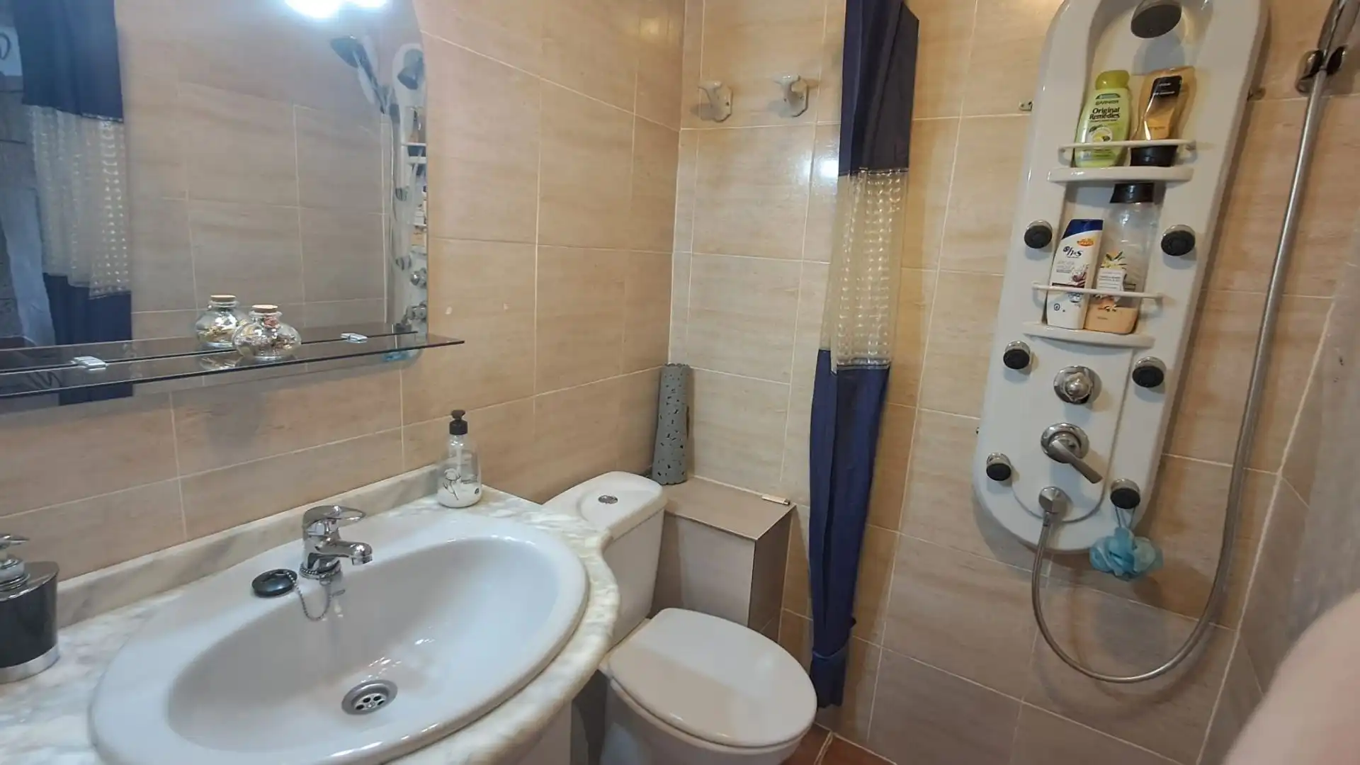 Badezimmer von Haus oder Chalet zum Verkauf in Pueyo de Santa Cruz mit Klimaanlage, Heizung und Privatgarten