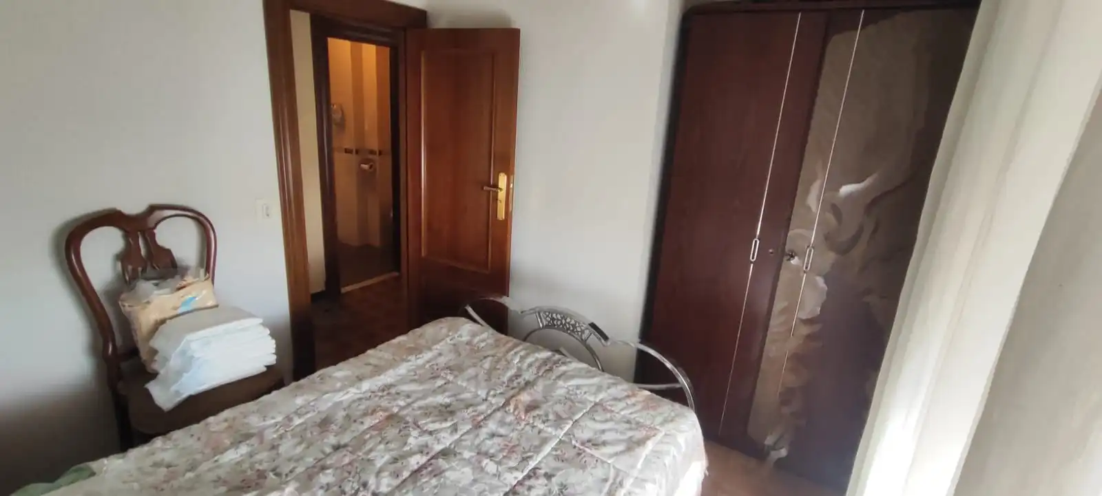 Bedroom of Flat for sale in Salamanca  with Heating, Furnished and Balcony