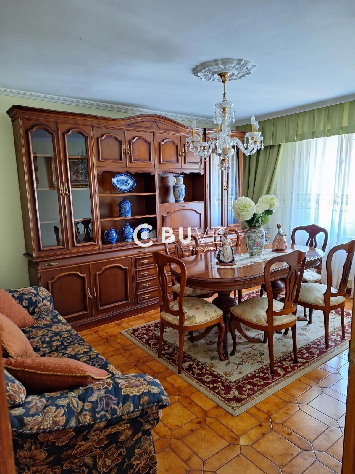 Dining room of House or chalet for sale in Vilagarcía de Arousa  with Air Conditioner, Terrace and Storage room