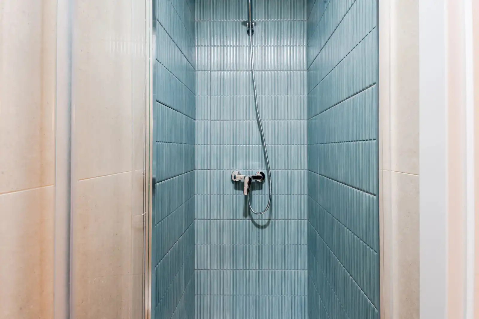 Baño de Piso de alquiler en Universidad