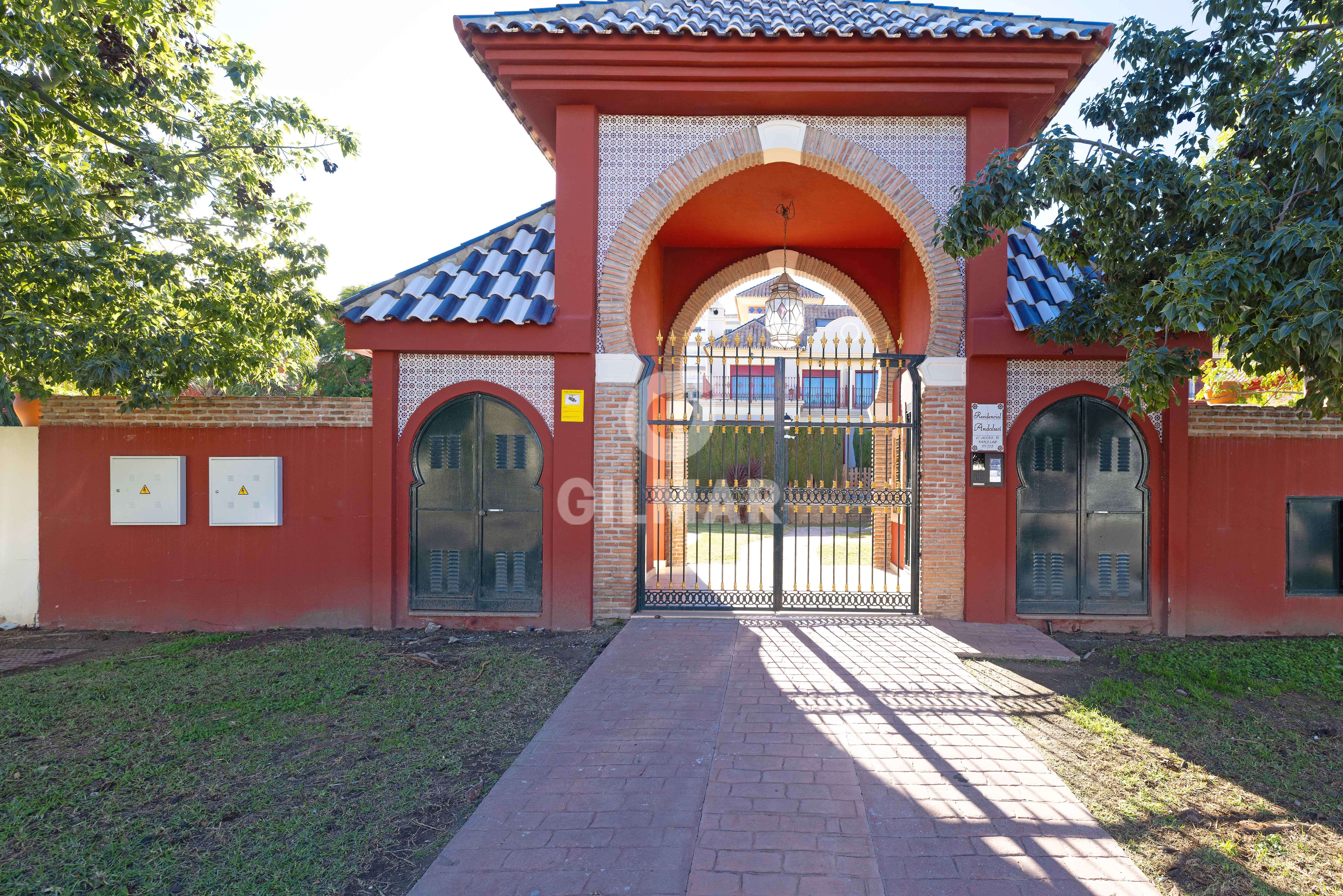 Casa adosada en venta en Cortijo Torrequebrada, Torrequebrada