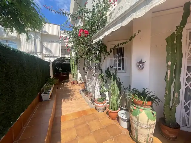Casa adosada de alquiler en Carrer de Juan de la Cierva, Playa Muchavista