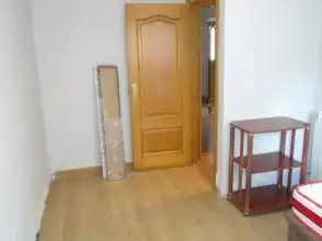 Flat for rent in Gijón   with Heating, Parquet flooring and Furnished