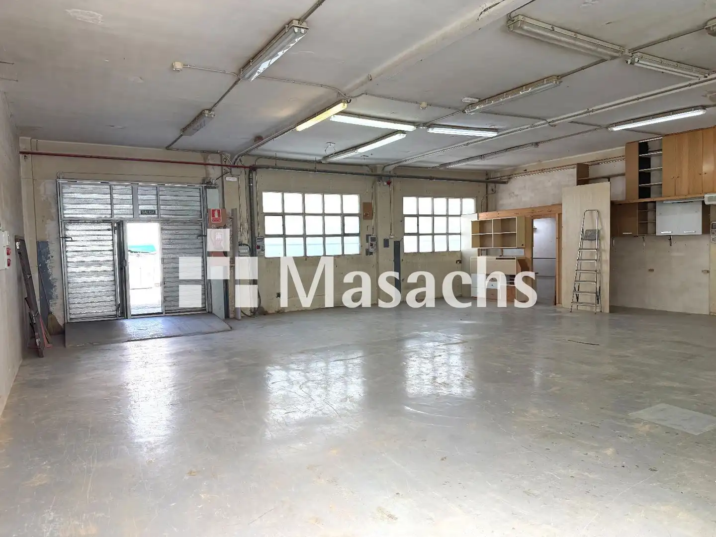 Industrial building to rent in Nord-est, imagen 2