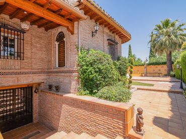 Villa con piscina in vendita a Ogíjares