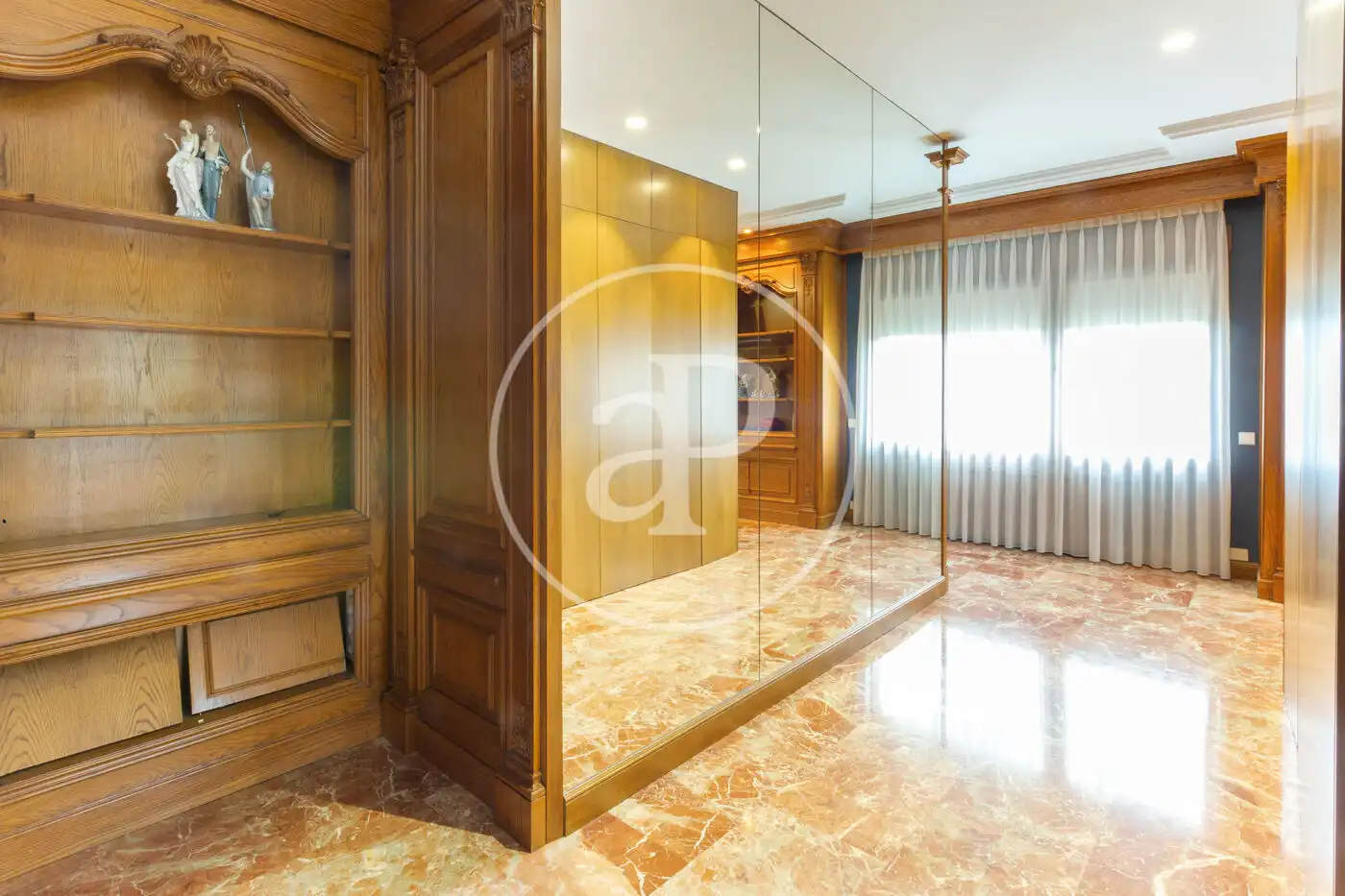 Habitación de Casa o chalet en venta en Paterna con Aire acondicionado, Calefacción y Jardín privado