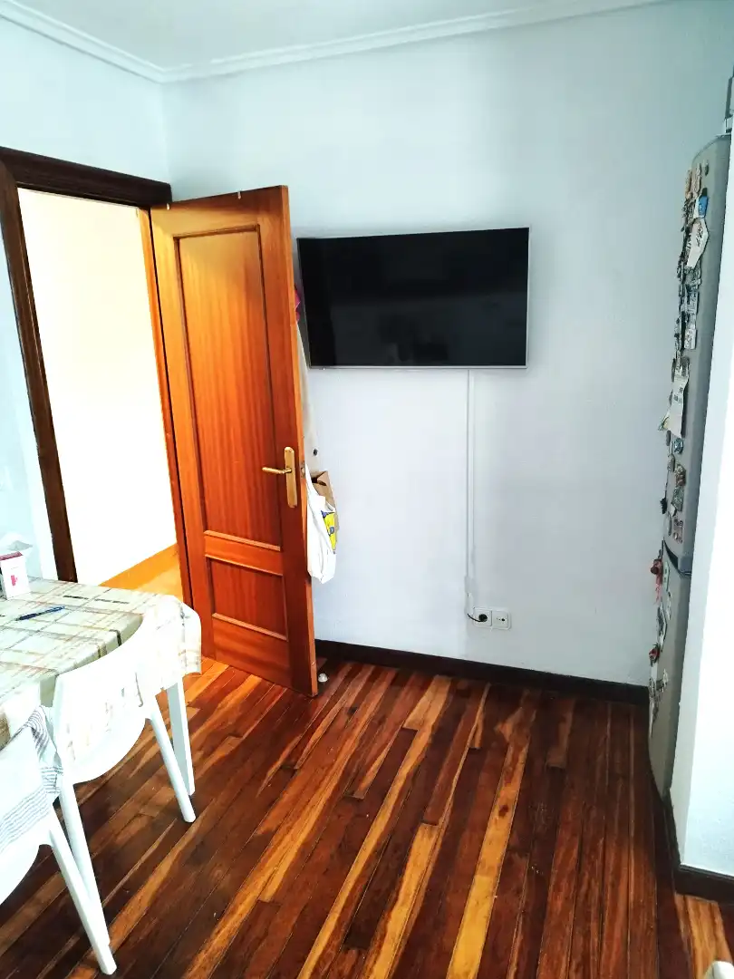 Dormitori de Casa adosada en venda en Castro-Urdiales amb Calefacció, Terrassa i Traster