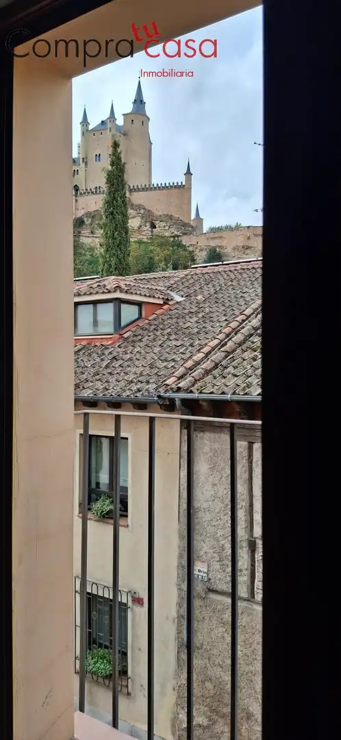 Flat with terrace to rent in Calle de San Marcos, imagen 3