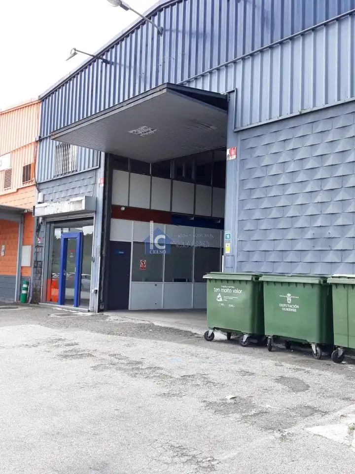 Aparcament de Nau industrial de lloguer en San Cibrao das Viñas