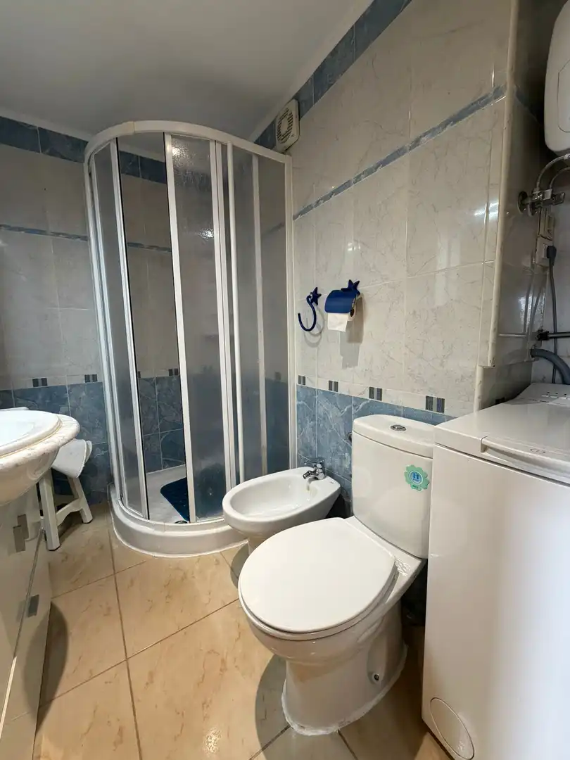 Baño de Apartamento en venta en San Bartolomé de Tirajana con Amueblado y Piscina comunitaria