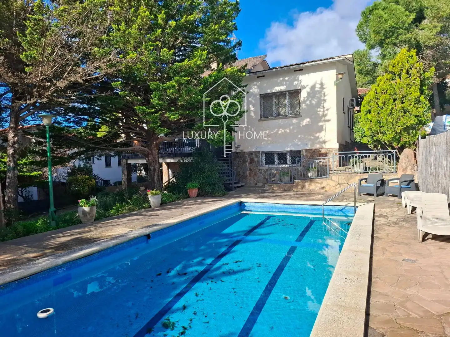 Villa avec piscine à vendre à Begues