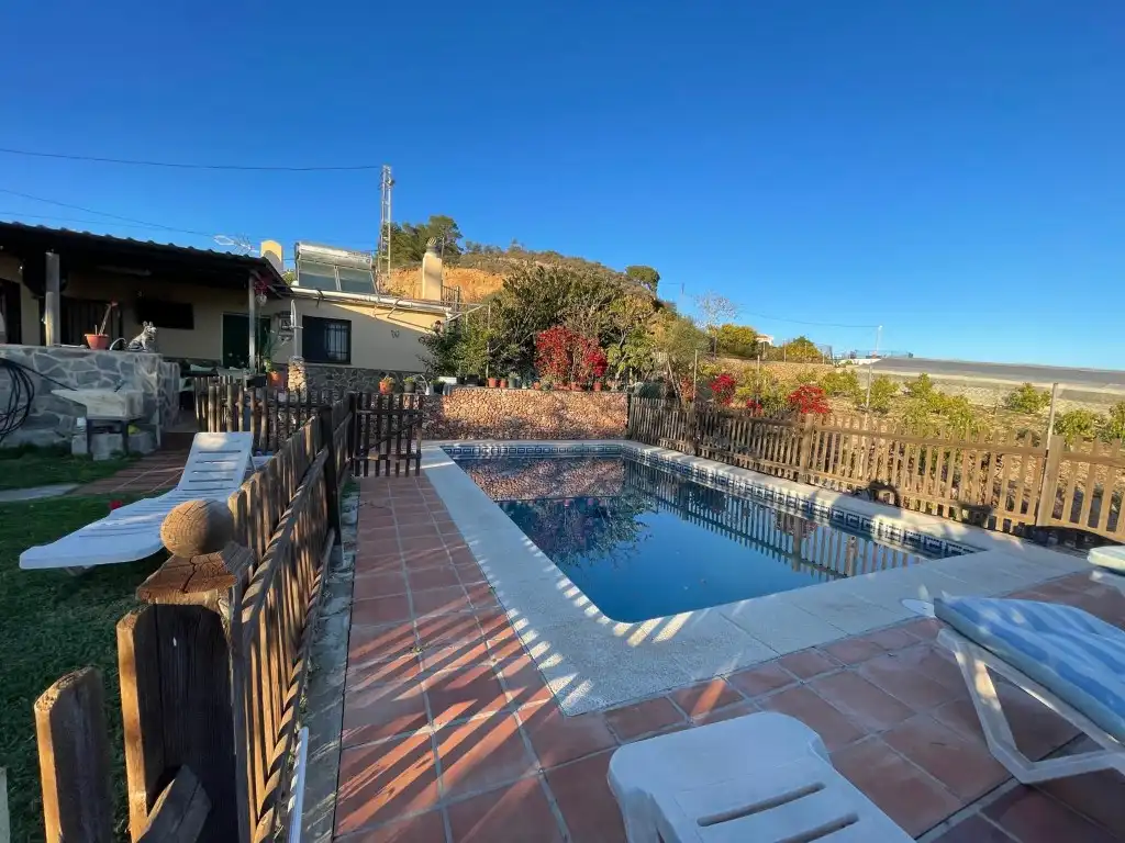 Finca rústica en venta en N/A, Avda Pescia - Ctra de Frigiliana
