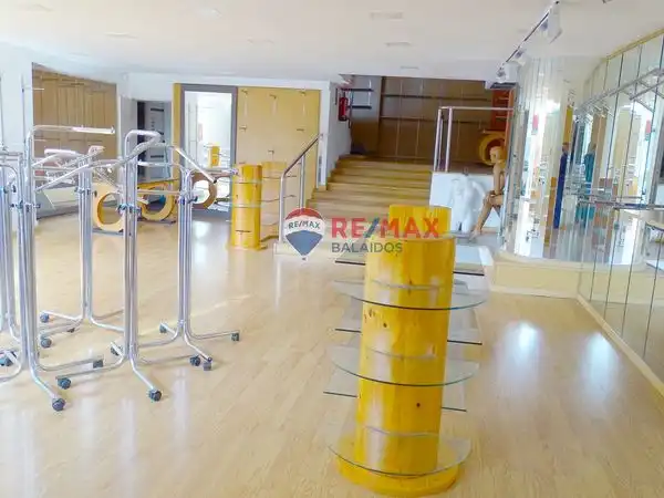 Local comercial en venda a Avenida Gran Via, imagen 18