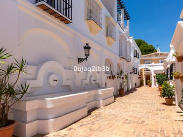 Adossat en venda a Nueva Andalucía