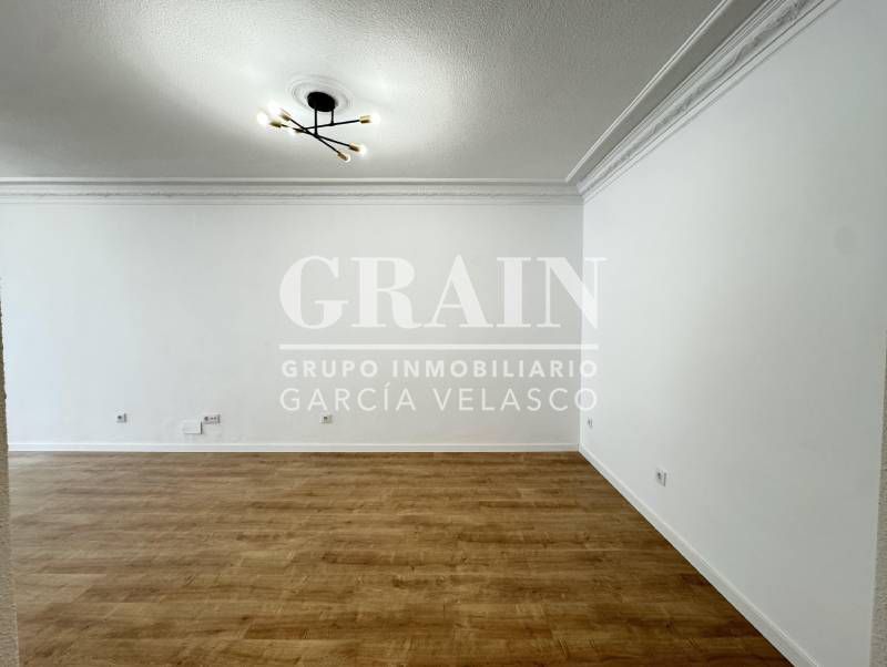 Vista exterior de Apartament en venda en  Albacete Capital amb Terrassa